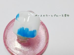 ターコイズネイル作成中のネイルチップ画像